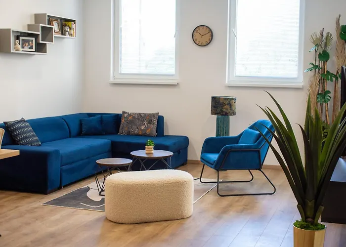 Emerald アパート Dunajská Streda