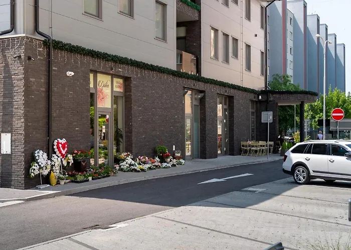 Emerald アパート *