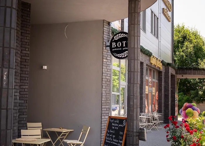 Emerald アパート